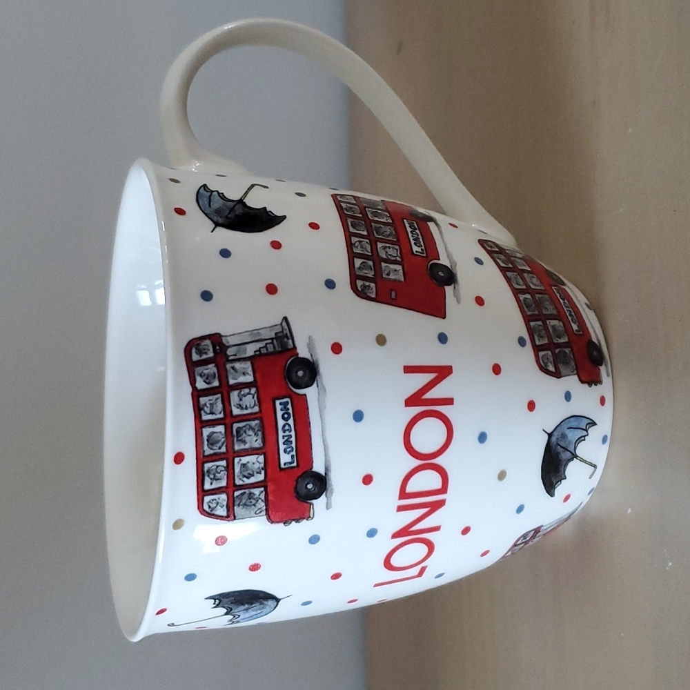 Molly Green London Bus Umbrellas Mug British England Coffee Cup Britain NWOT